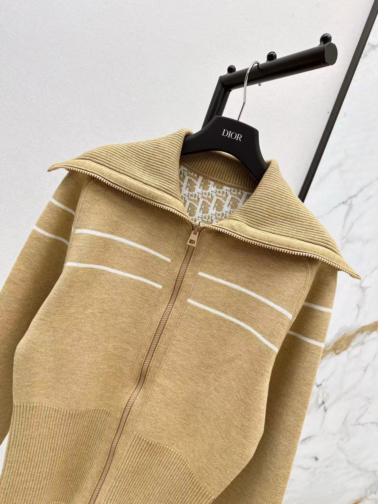 25FW NEW Reversible cashmere jacket