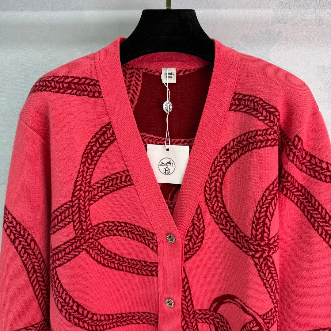 ❤️‍🔥Limited edition❤️‍🔥  25FW French contrast jacquard pattern V-neck knitted cardigan
