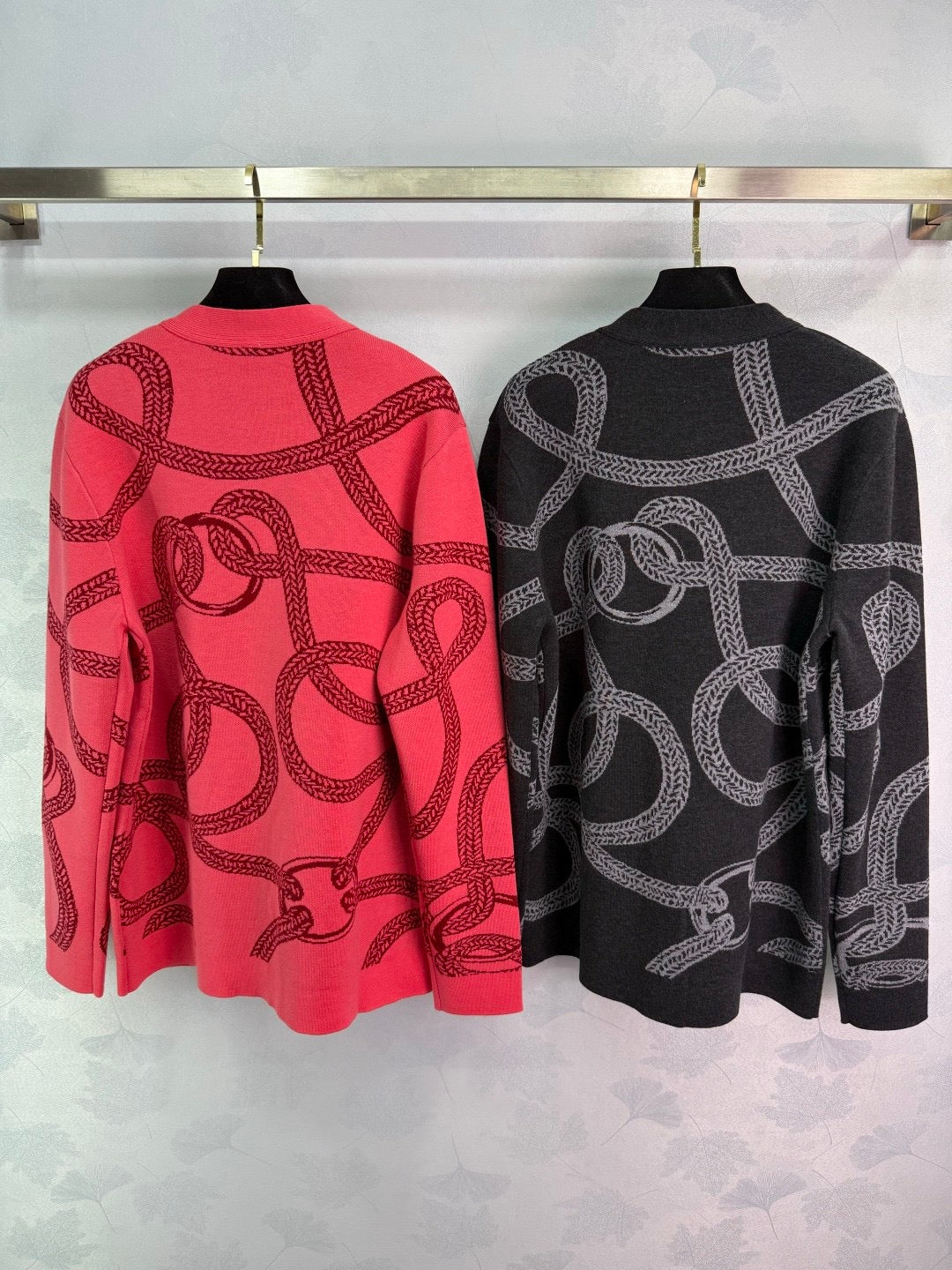 ❤️‍🔥Limited edition❤️‍🔥  25FW French contrast jacquard pattern V-neck knitted cardigan