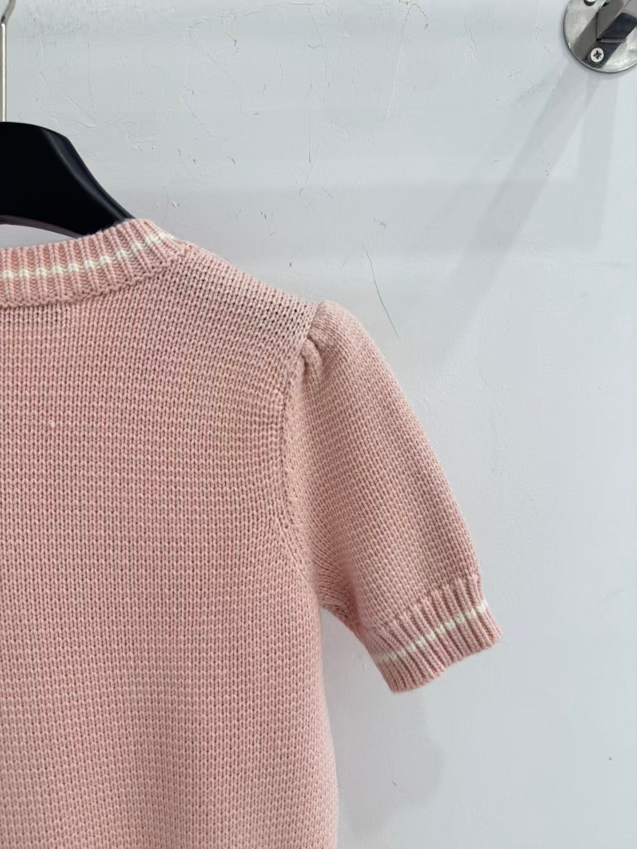 26SS new pink limited edition love embroidered short-sleeved sweater