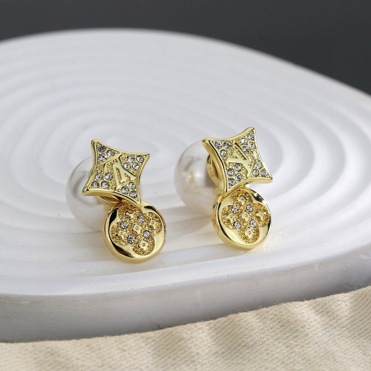 26SS Pearl Earrings