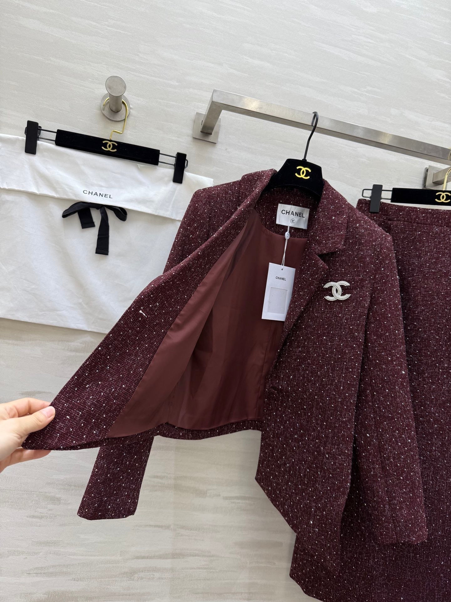 26SS NEUES Kostüm mit Rock