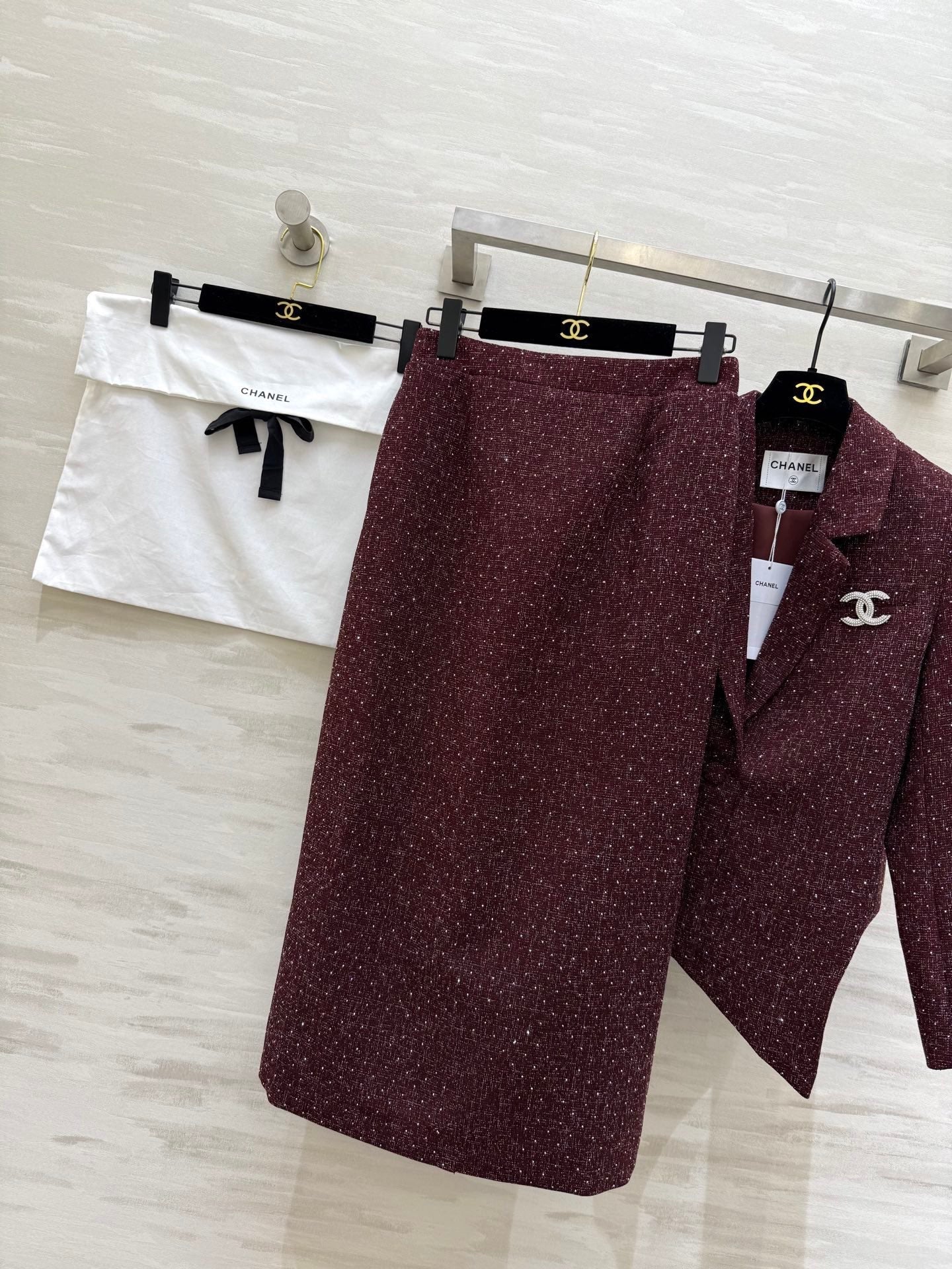 26SS NEUES Kostüm mit Rock