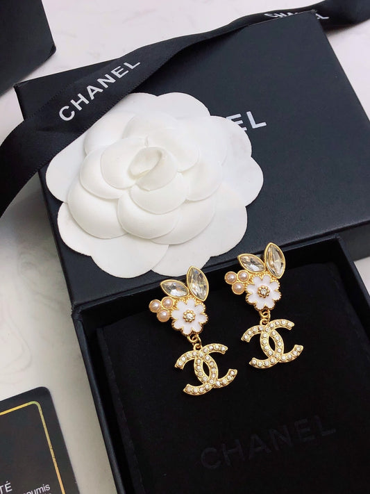 26SS Early Spring Newest Earrings, Elegant and Sophisticated, Flattering to the Face Shape