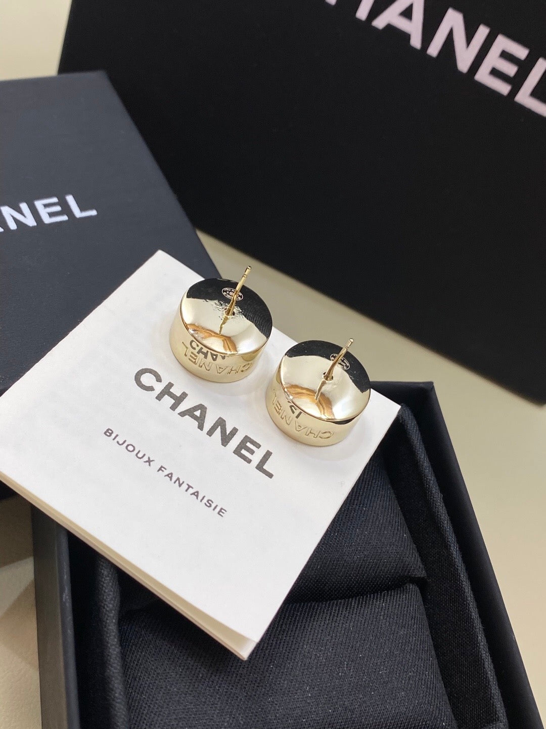 25FW NEW High-End Versatile Earrings