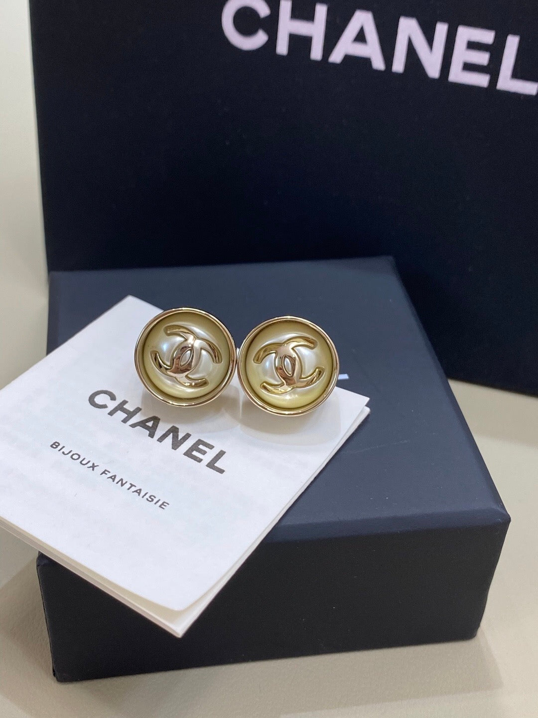 25FW NEW High-End Versatile Earrings