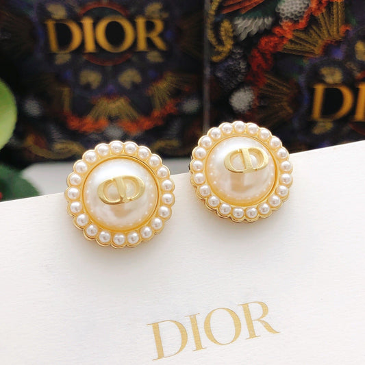 25FW NEW Versatile Must-Have Earrings