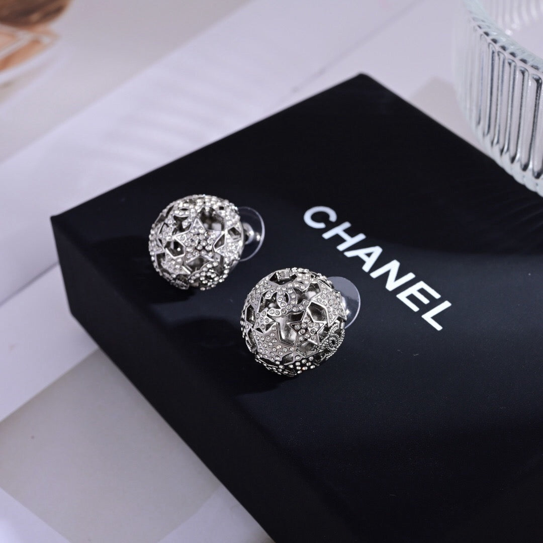 25FW NEUE Elegante und stilvolle Ohrringe