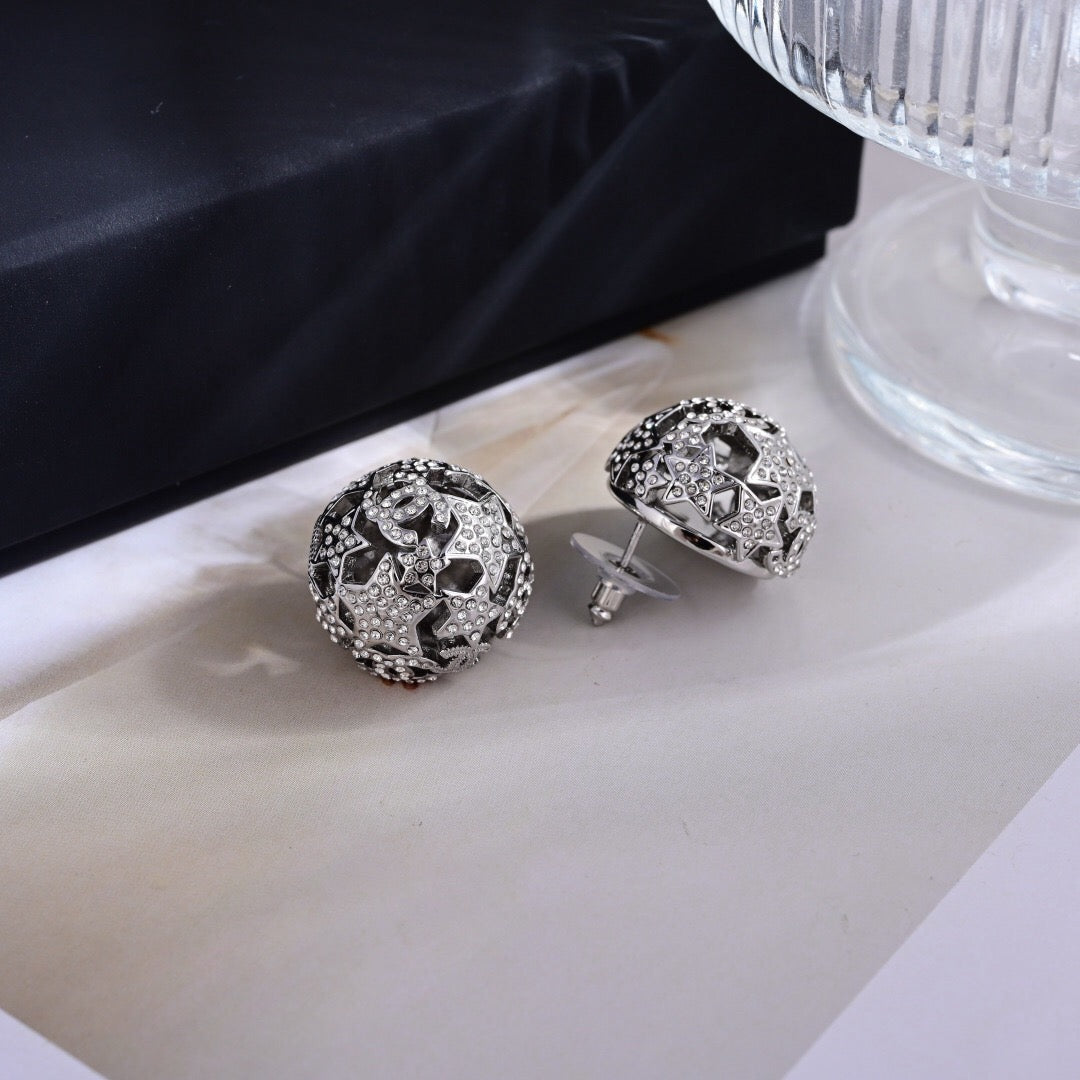 25FW NEUE Elegante und stilvolle Ohrringe