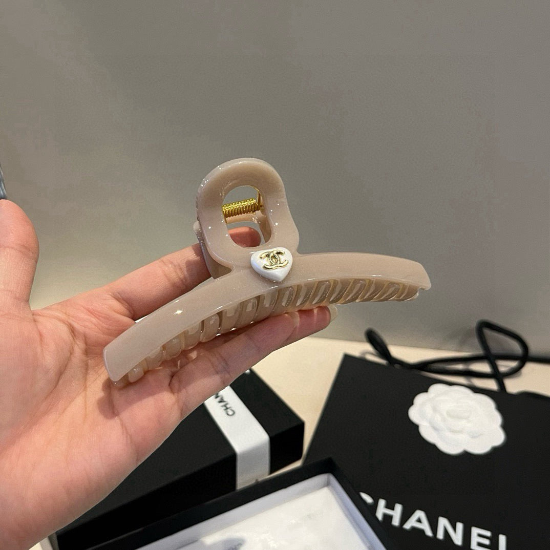 C letter hairpin (not shipped if purchased separately)