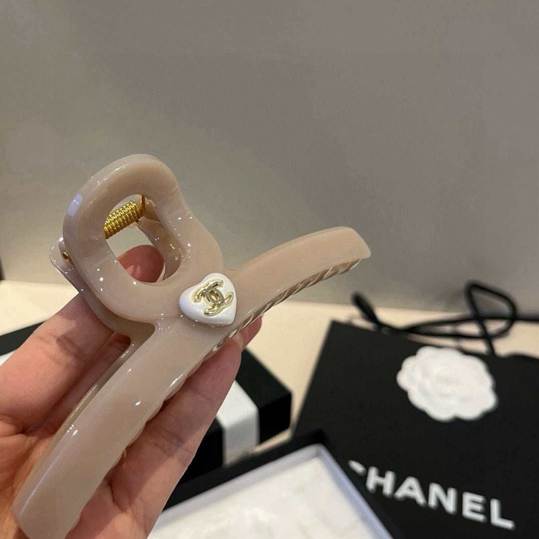 C letter hairpin (not shipped if purchased separately)