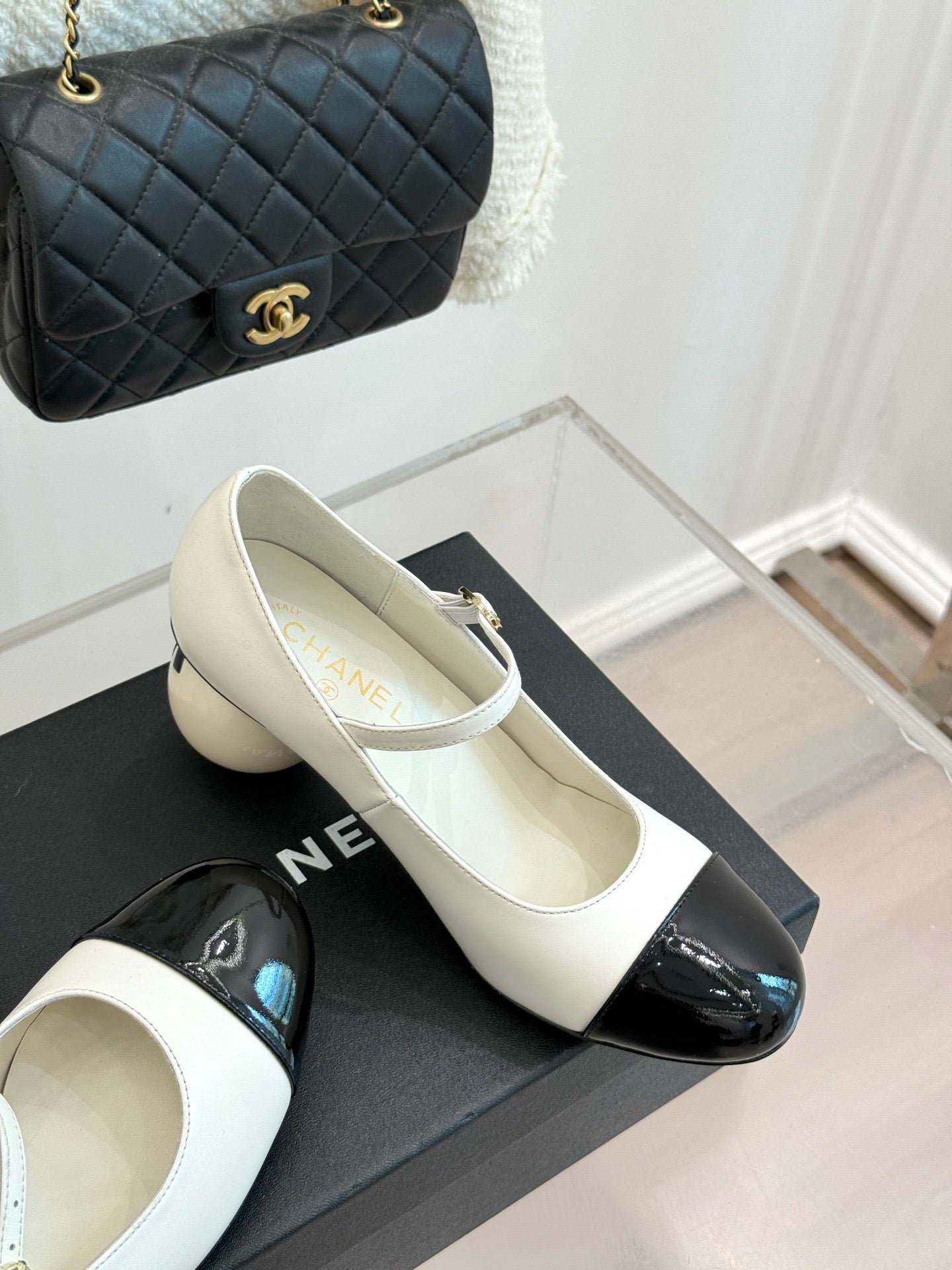 25A new autumn and winter giant pearl heel Mary Jane shoes (height: 7cm)