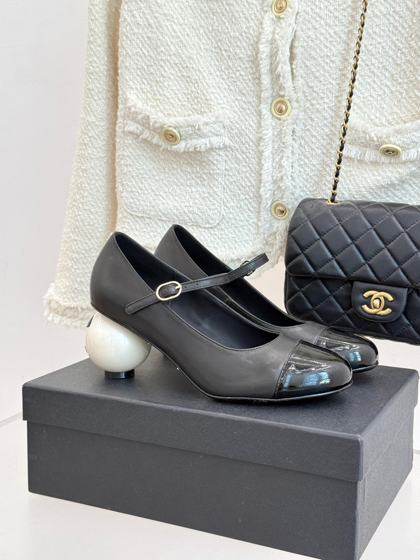 25A new autumn and winter giant pearl heel Mary Jane shoes (height: 7cm)