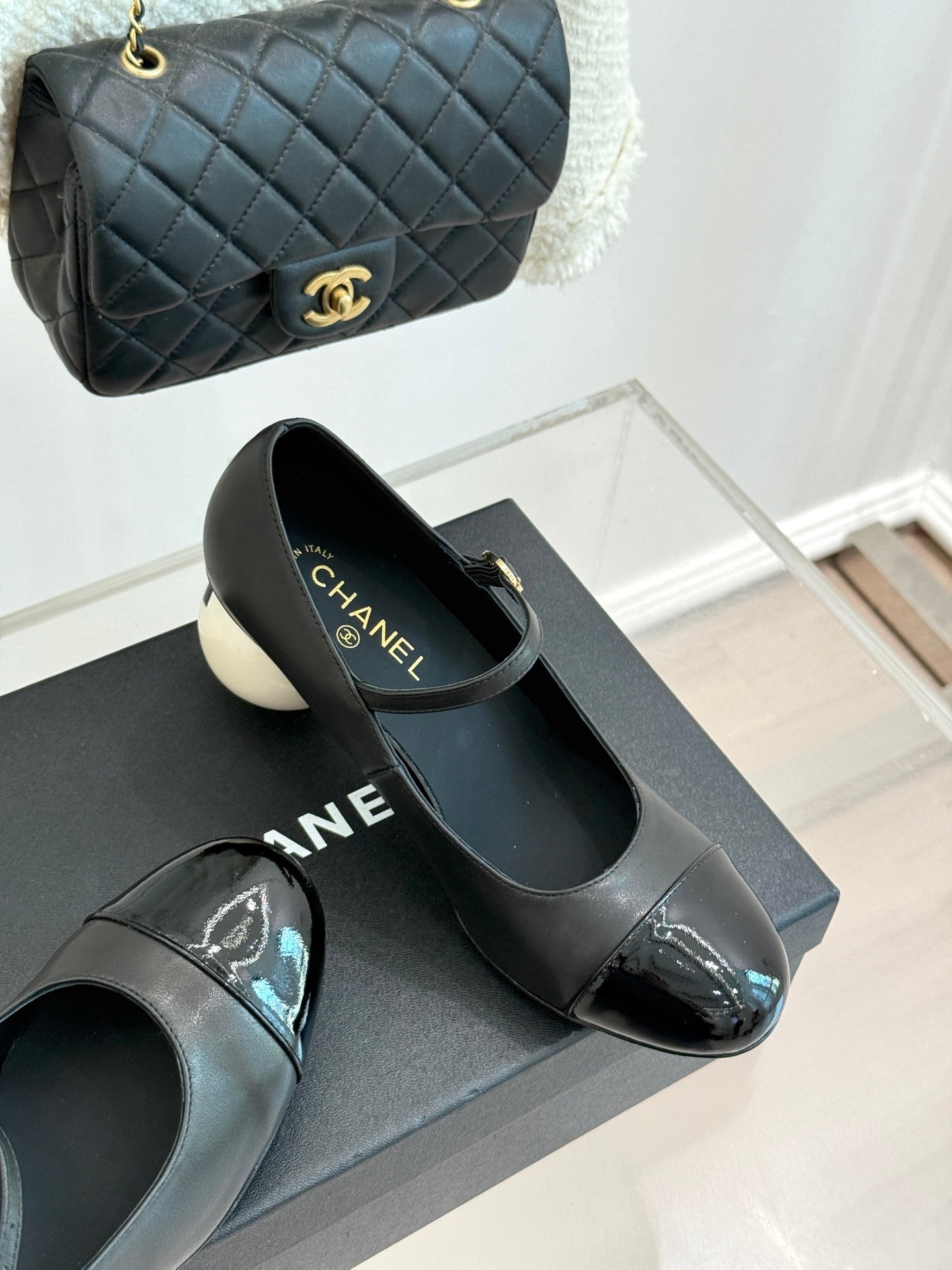 25A new autumn and winter giant pearl heel Mary Jane shoes (height: 7cm)