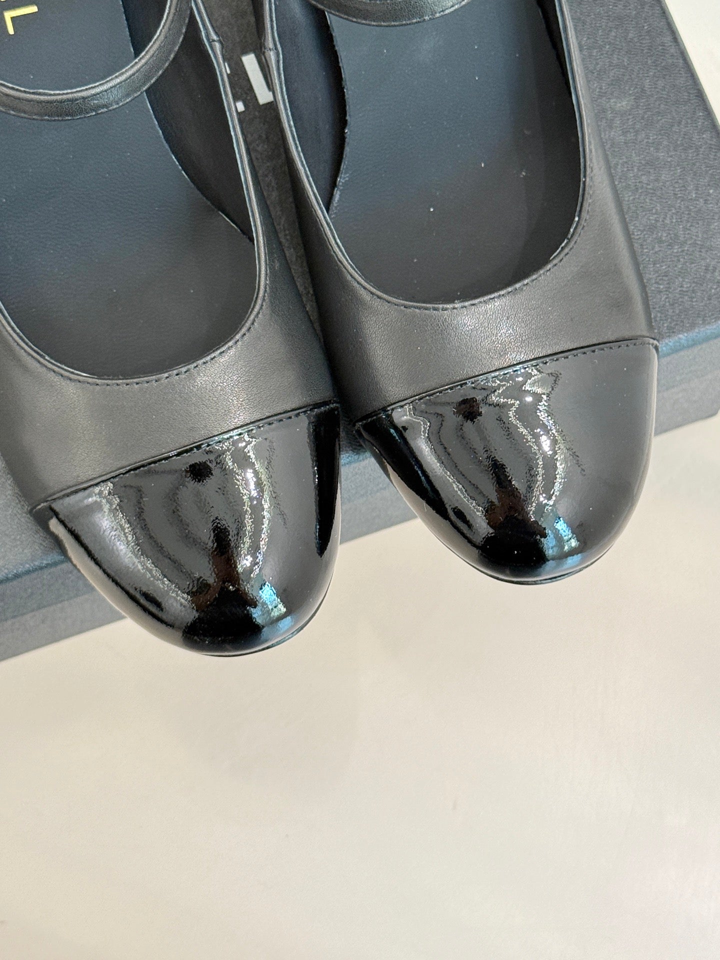 25A new autumn and winter giant pearl heel Mary Jane shoes (height: 7cm)