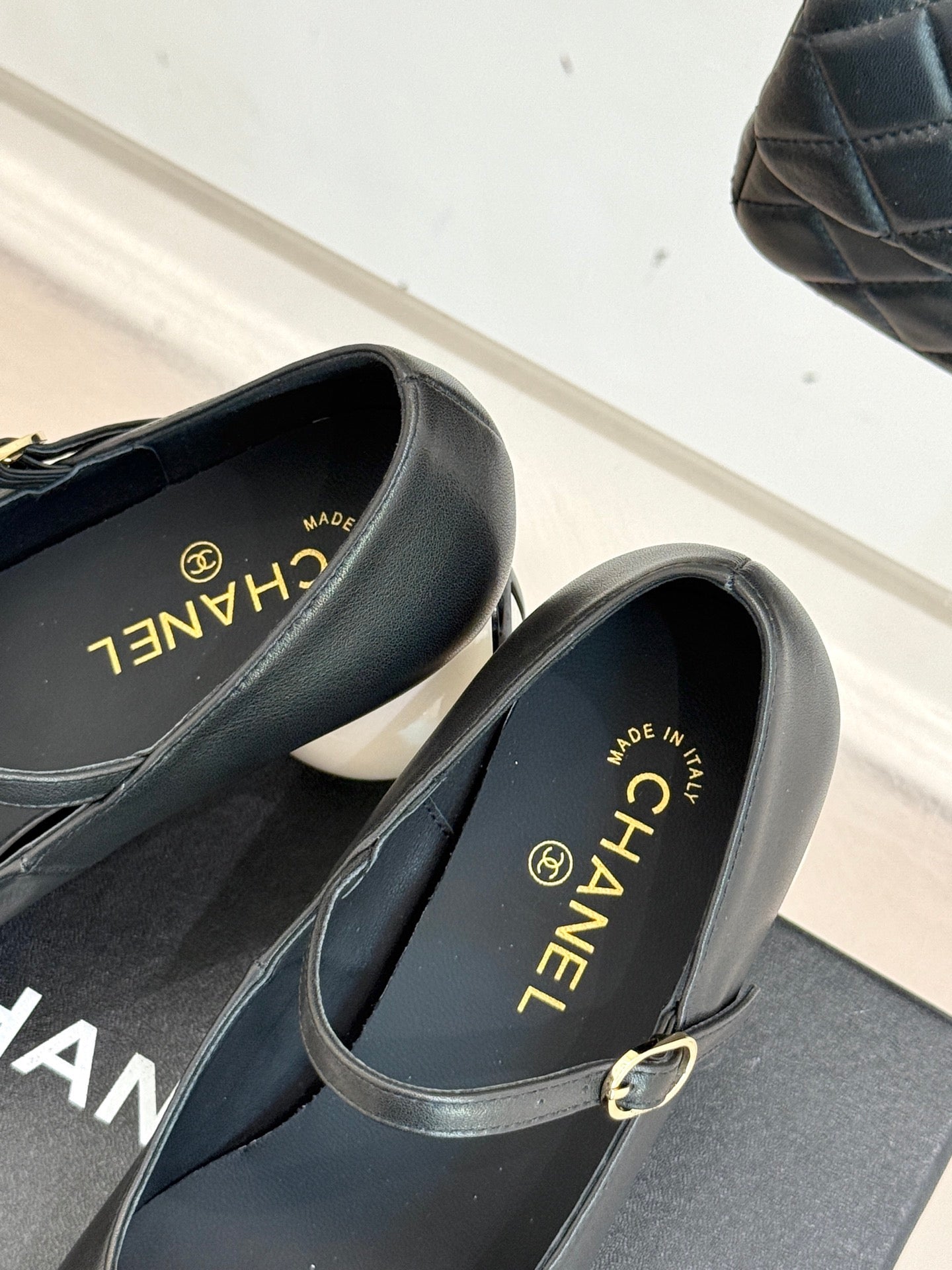 25A new autumn and winter giant pearl heel Mary Jane shoes (height: 7cm)