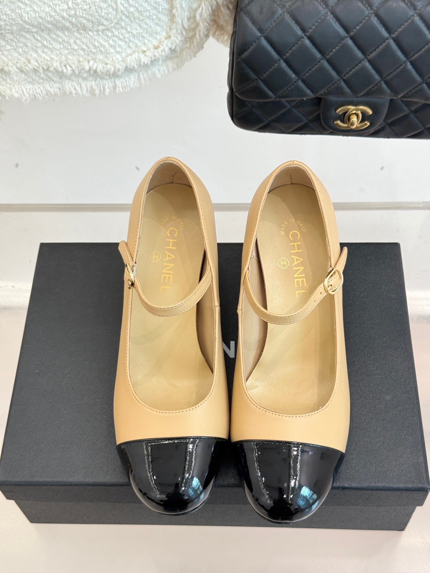 25A new autumn and winter giant pearl heel Mary Jane shoes (height: 7cm)