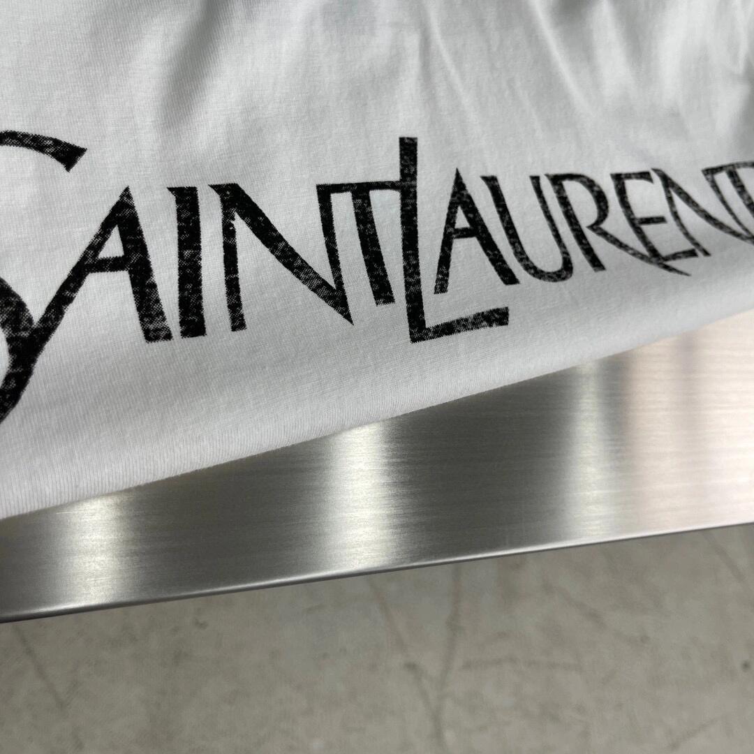 Camiseta de manga corta con estampado del logo.