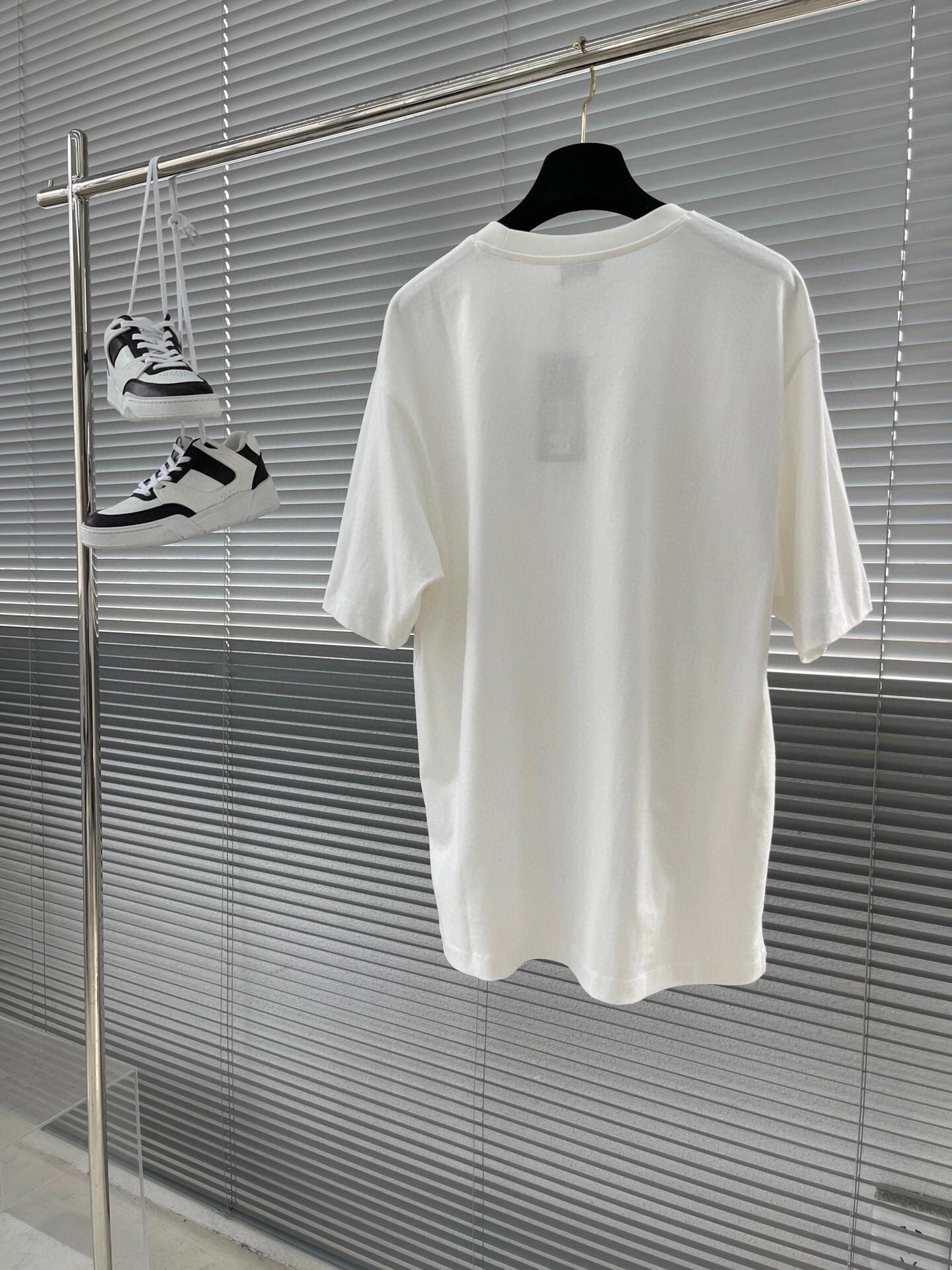 Camiseta de manga corta con estampado del logo.