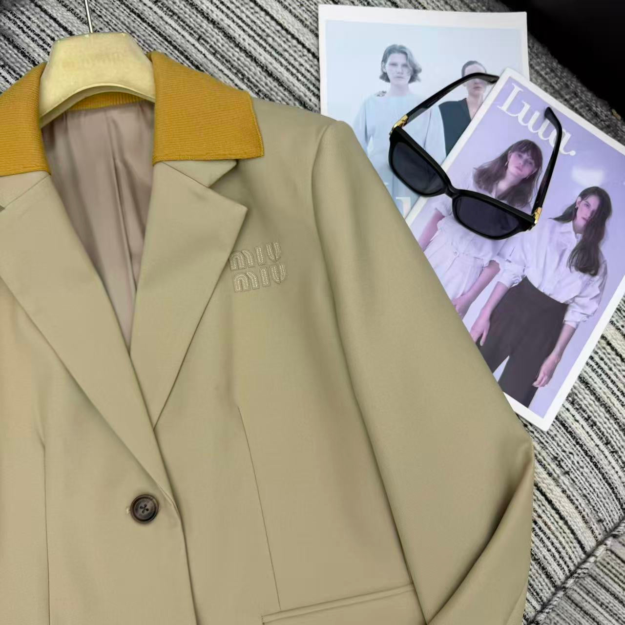 25FW new contrasting color threaded lapel suit coat