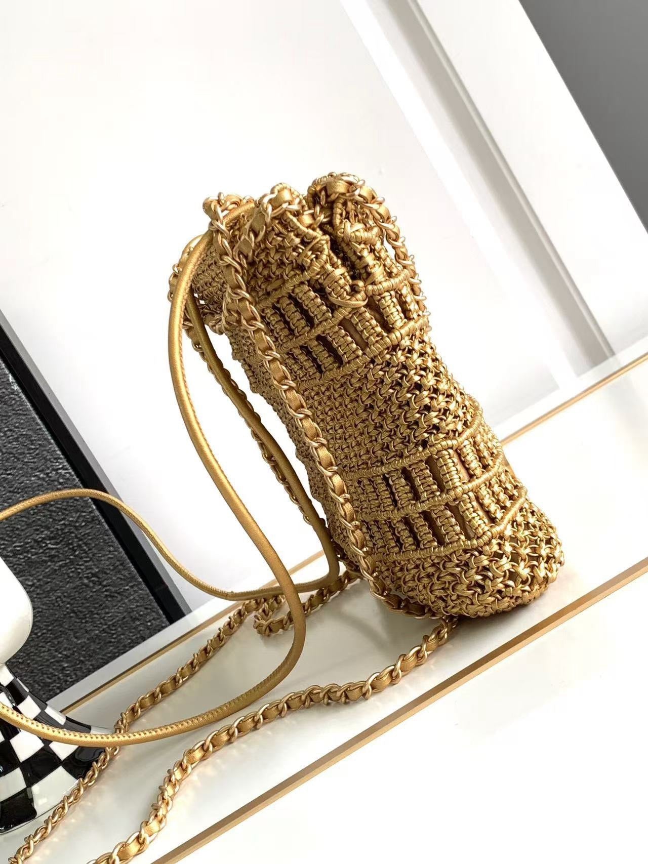 26SS NEW mini woven 22bag