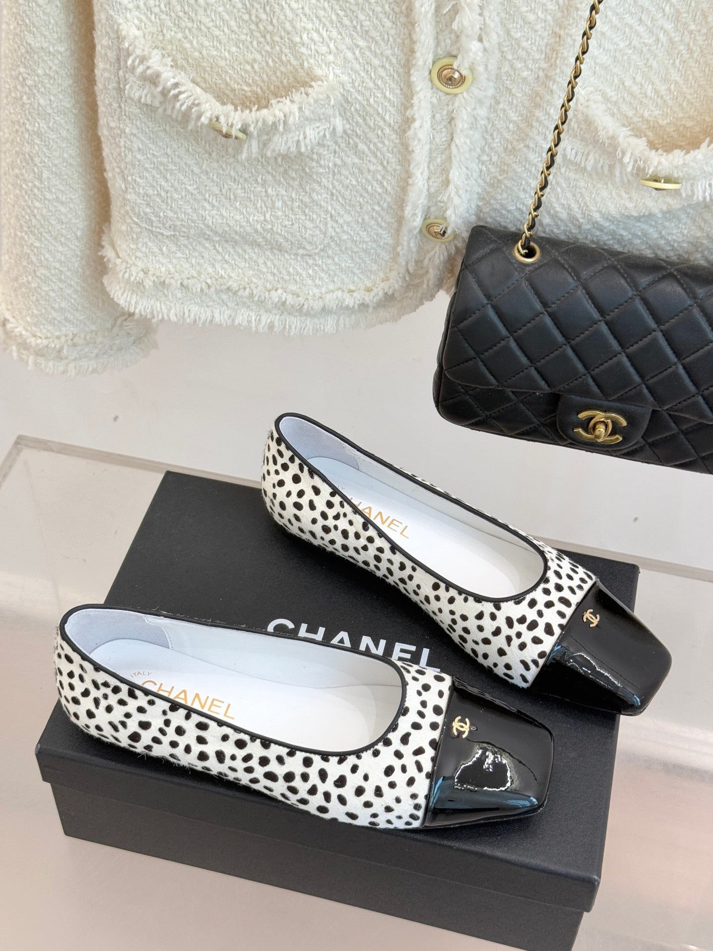 25FW classic square toe color matching flat shoes