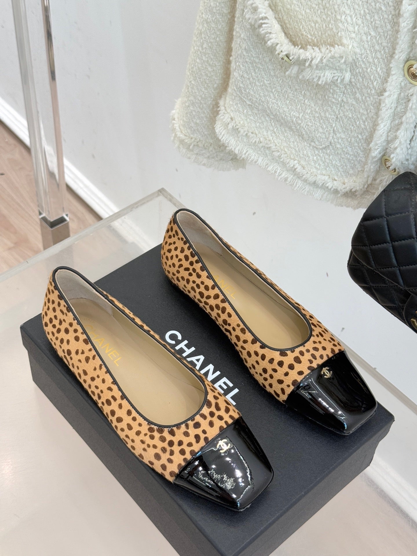 25FW classic square toe color matching flat shoes