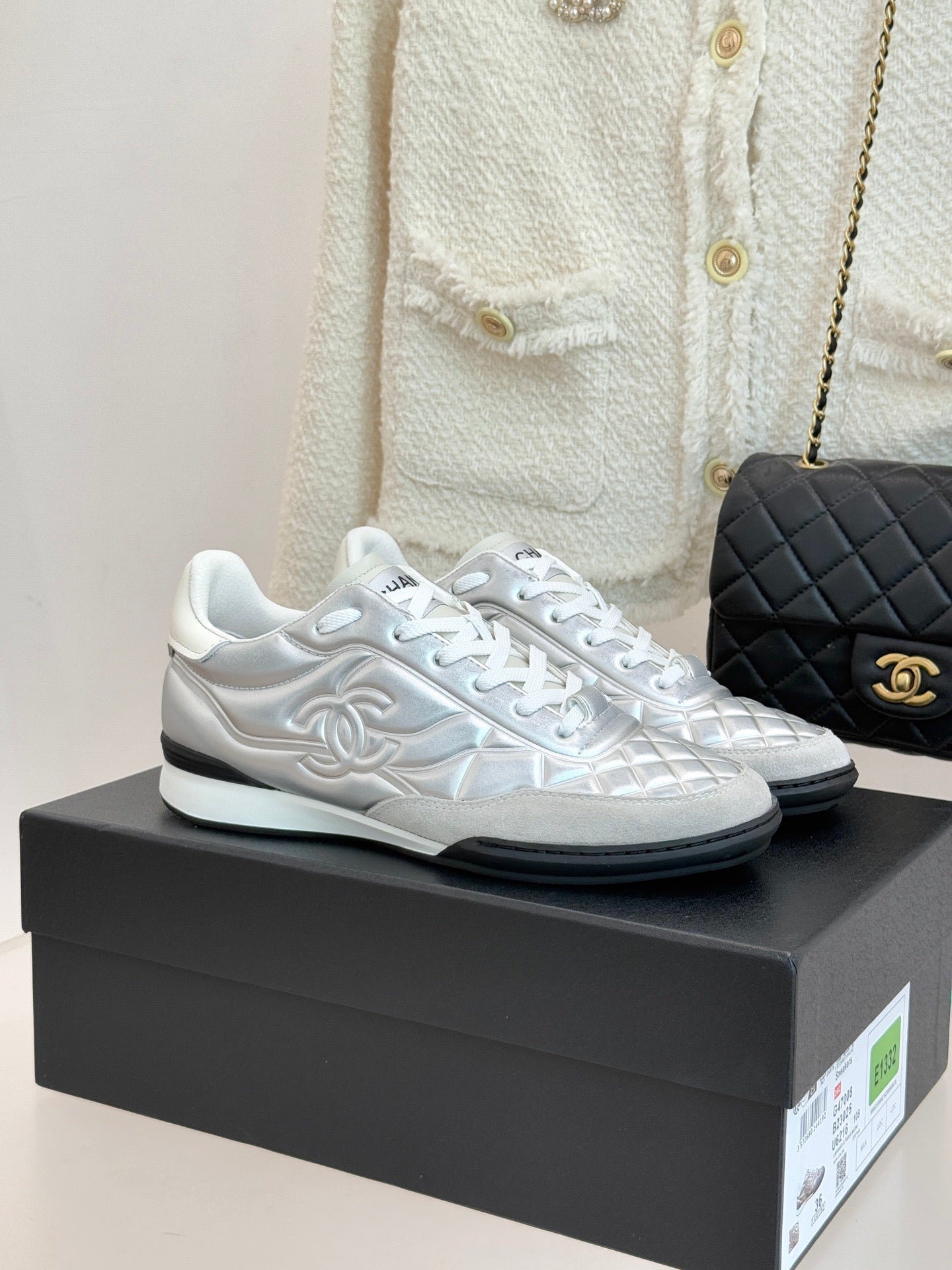 25FW classic rhombus retro casual shoes moral training sneakers