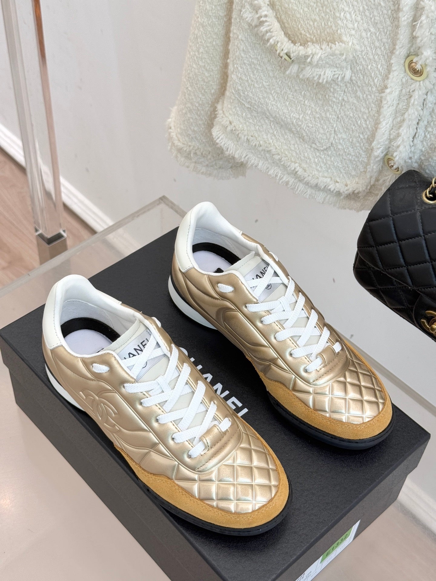 25FW classic rhombus retro casual shoes moral training sneakers