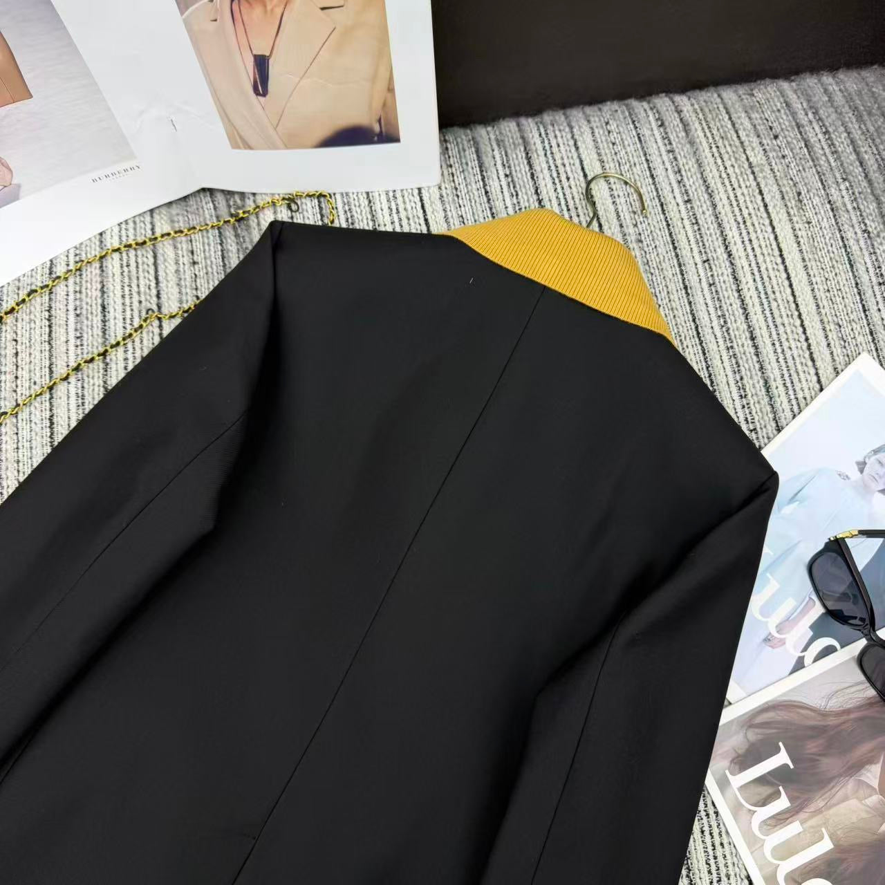 25FW new contrasting color threaded lapel suit coat