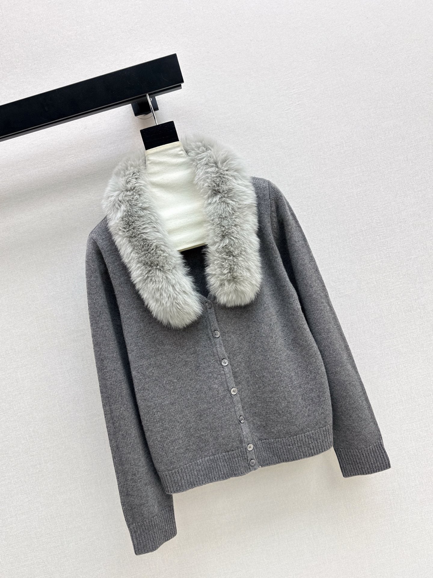 🔥HOT🔥25SS New popular series fox fur stitching V-neck jacket