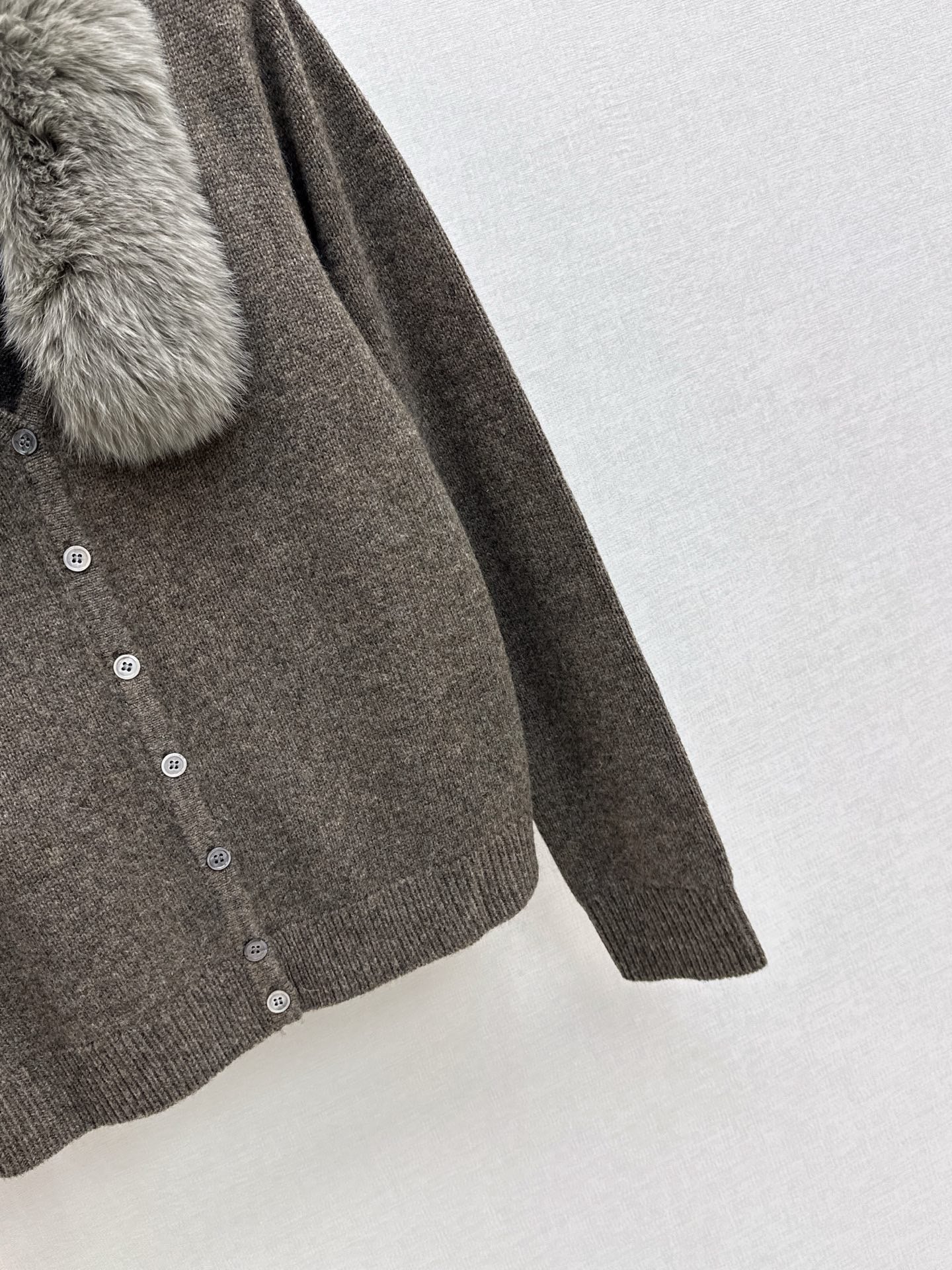 🔥HOT🔥25SS New popular series fox fur stitching V-neck jacket