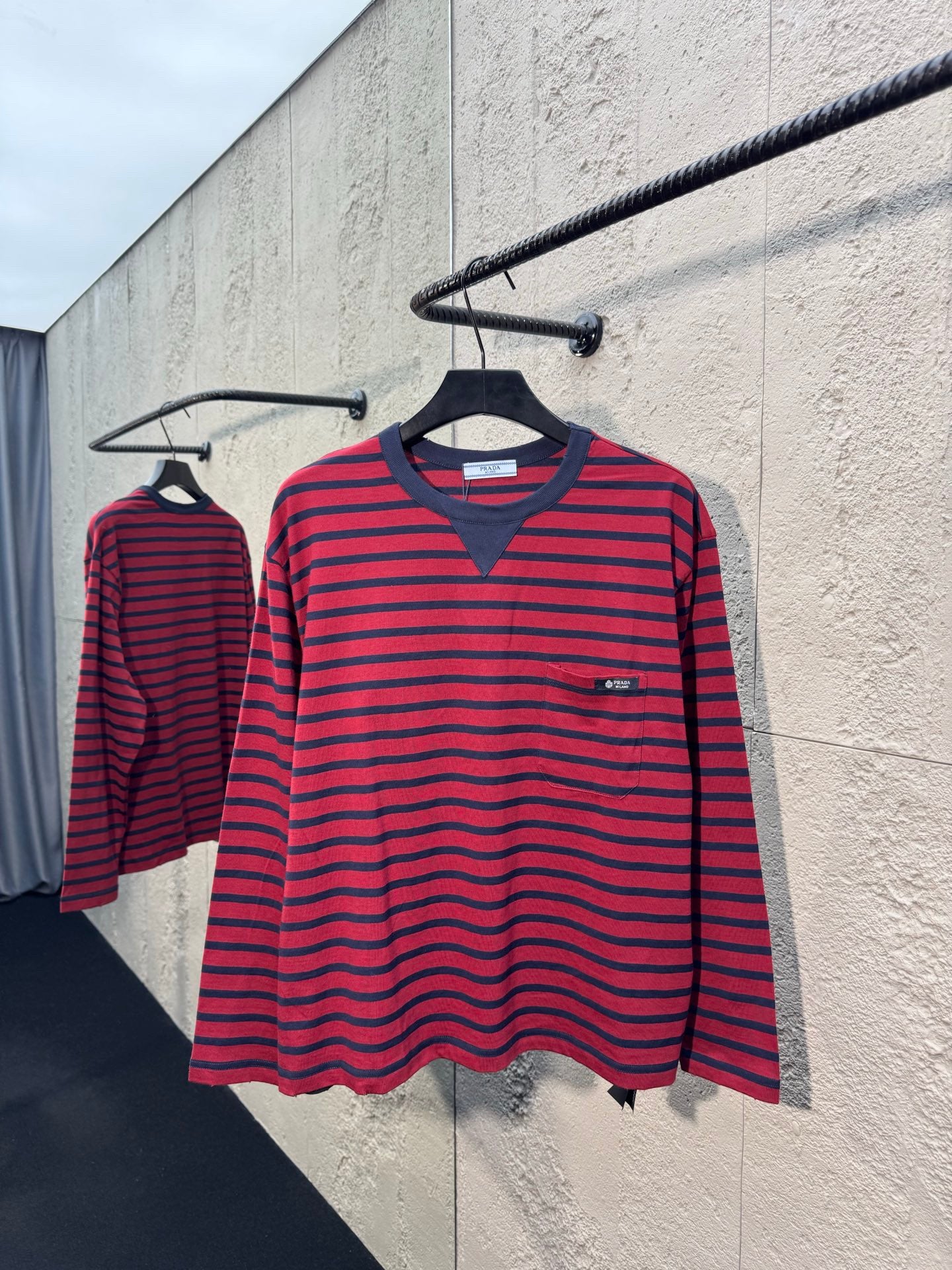 26SS latest logo red and blue striped long-sleeved shirt