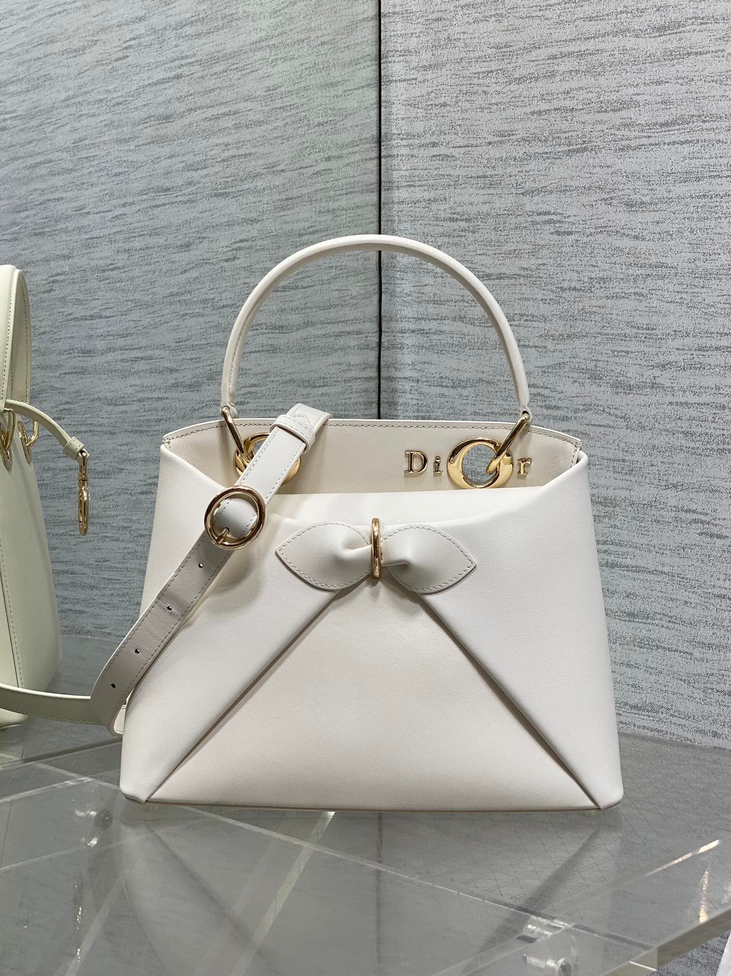 26SS latest bow handbag