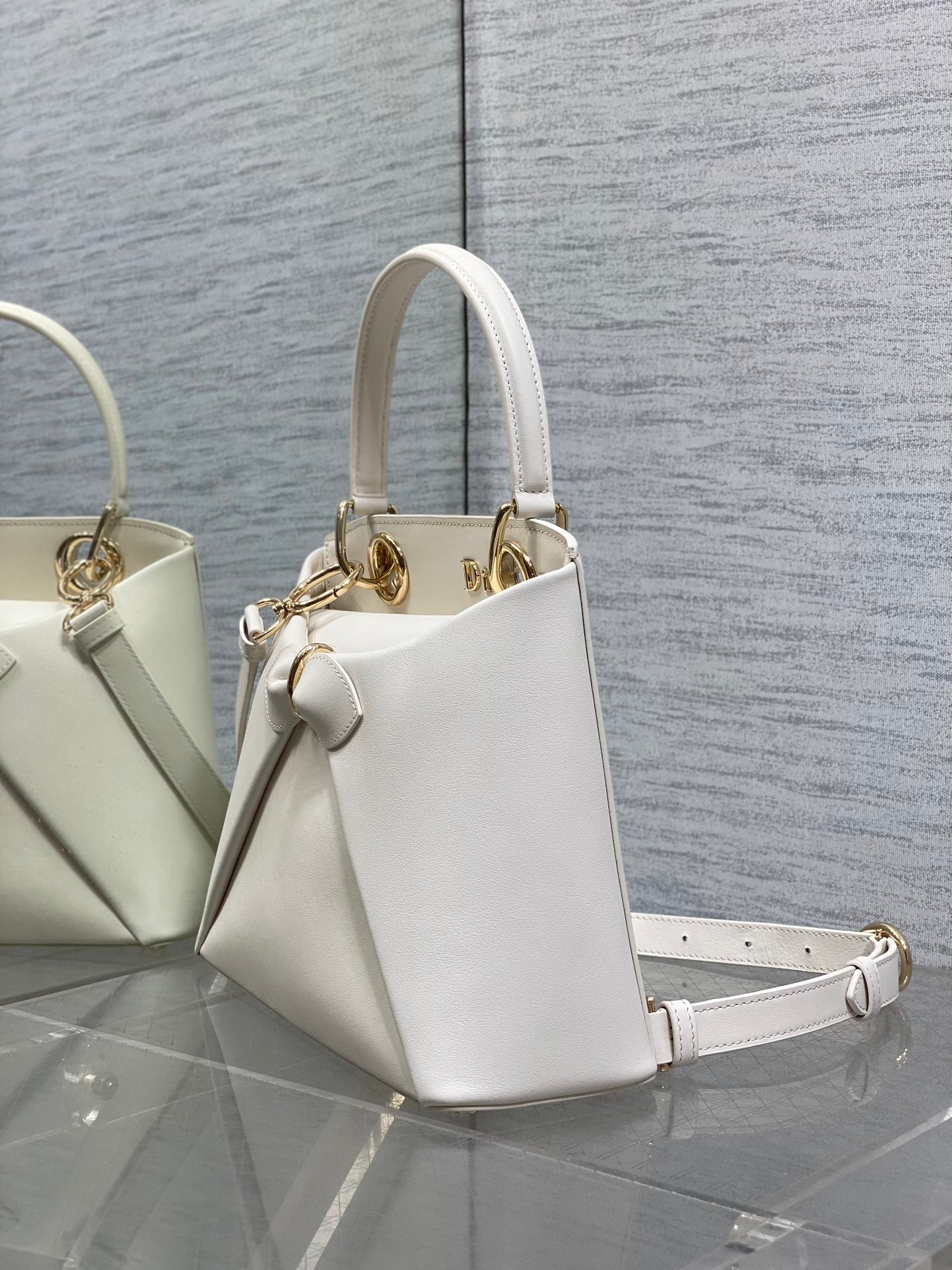26SS latest bow handbag