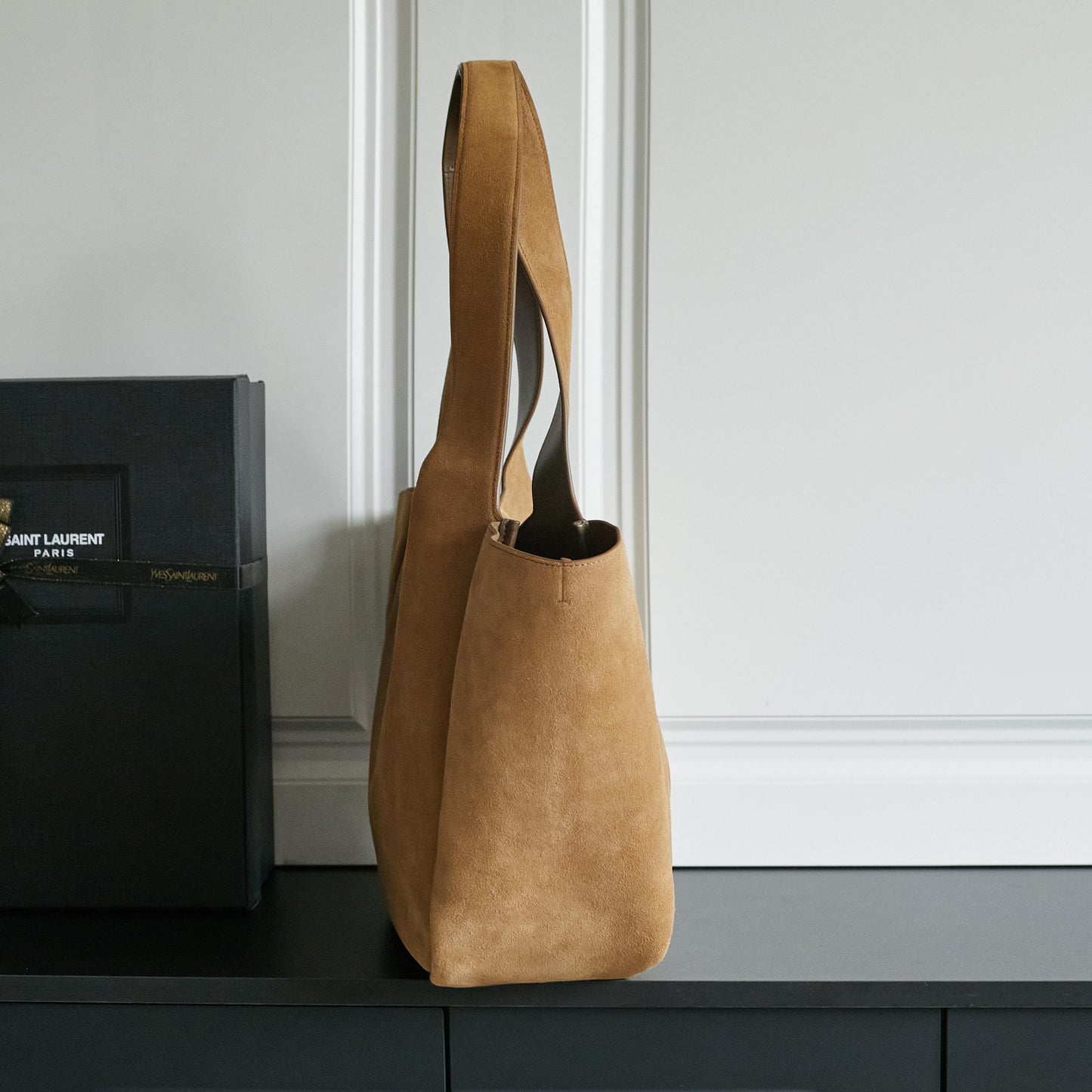 25FW new BEA horizontal TOTE suede bag