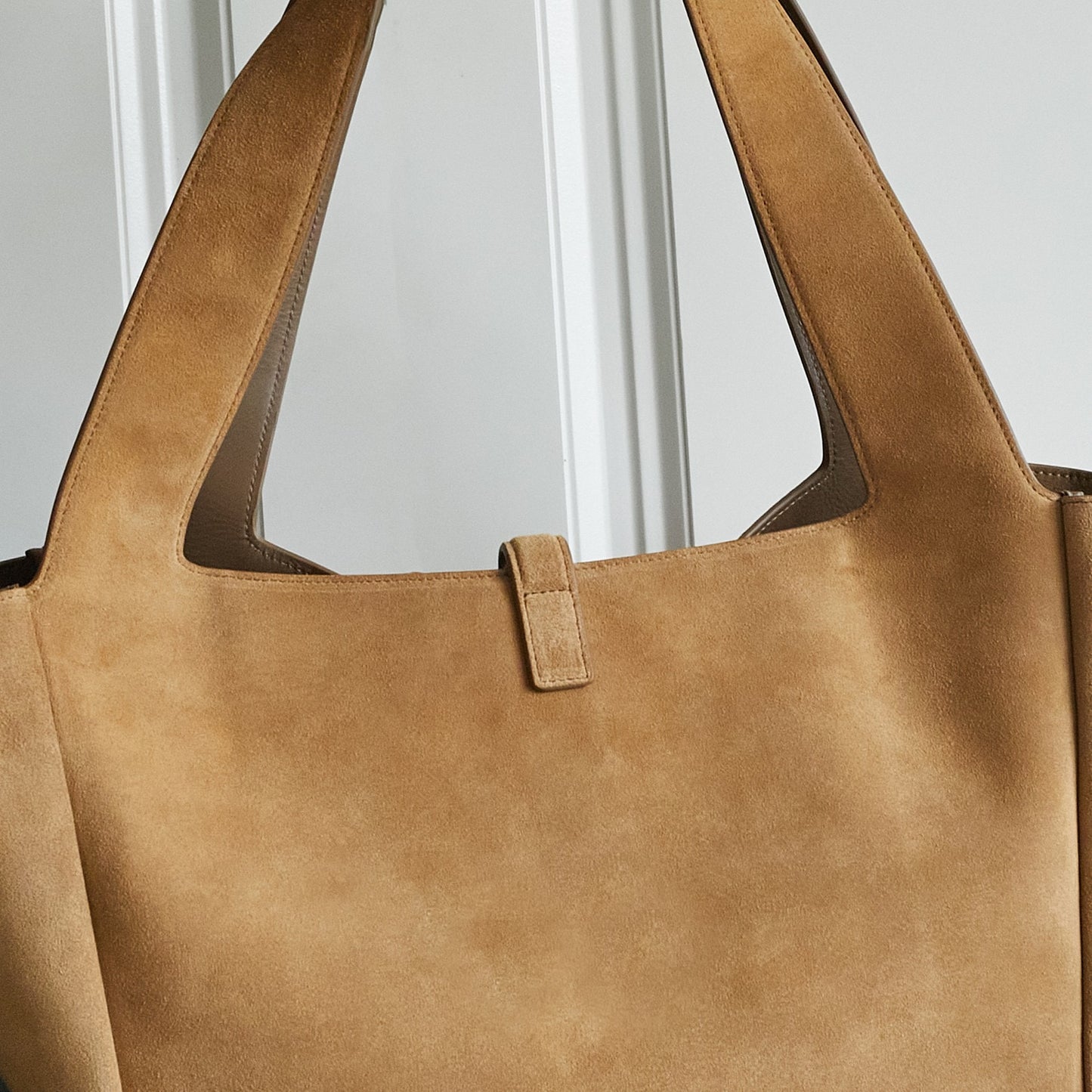 25FW new BEA horizontal TOTE suede bag