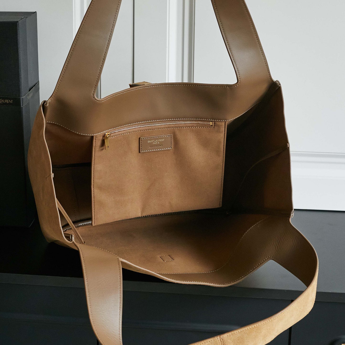 25FW new BEA horizontal TOTE suede bag