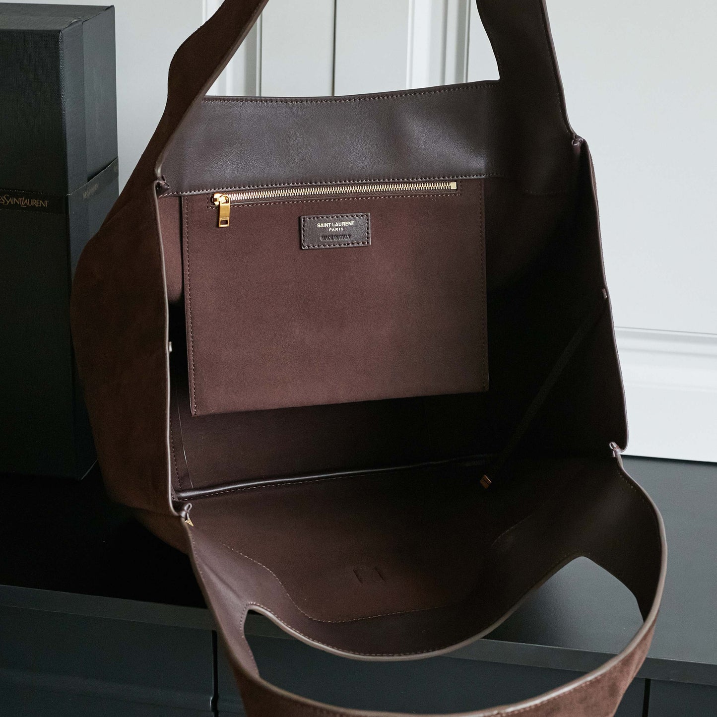 25FW new BEA horizontal TOTE suede bag