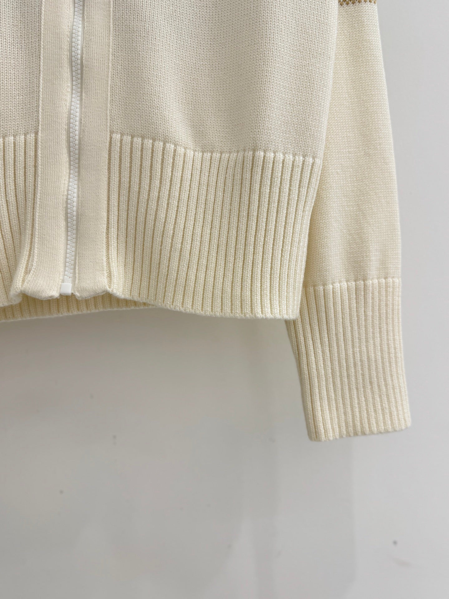 25FW New Early Autumn Contrast Striped Lapel Knitted Long Sleeve Cardigan