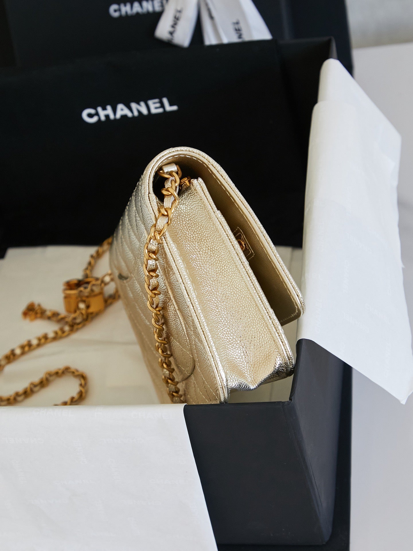 25B new style adjustable buckle hair bag