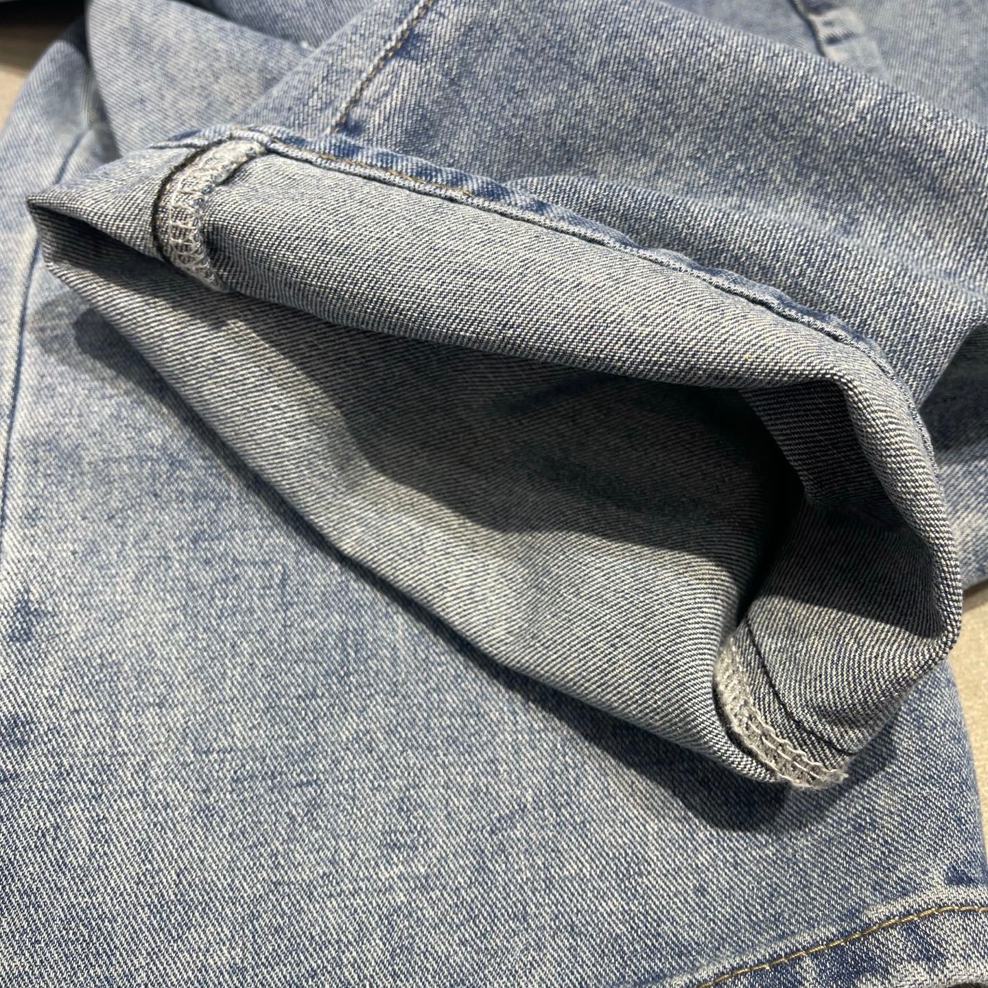🔥HEISS🔥Jeans mit kleiner Logo-Stickerei