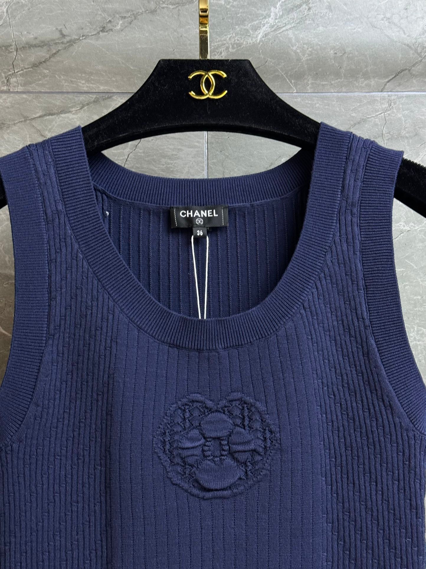 26SS NEW camellia knitted vest