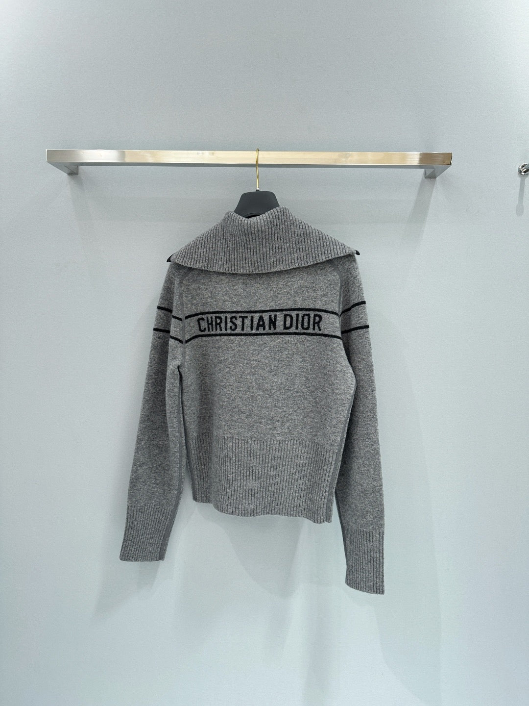 25FW NEW presbyopia suit