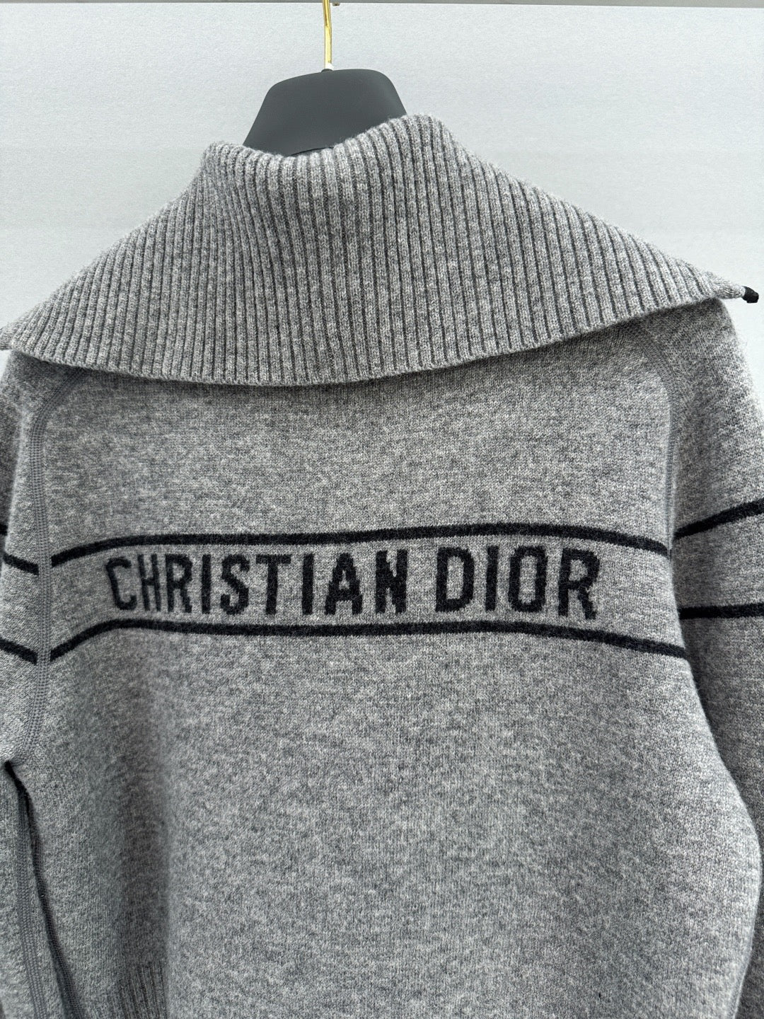 25FW NEW presbyopia suit