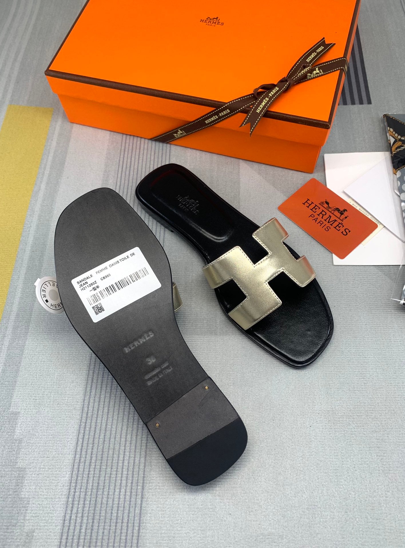 25FW Eternal H slippers