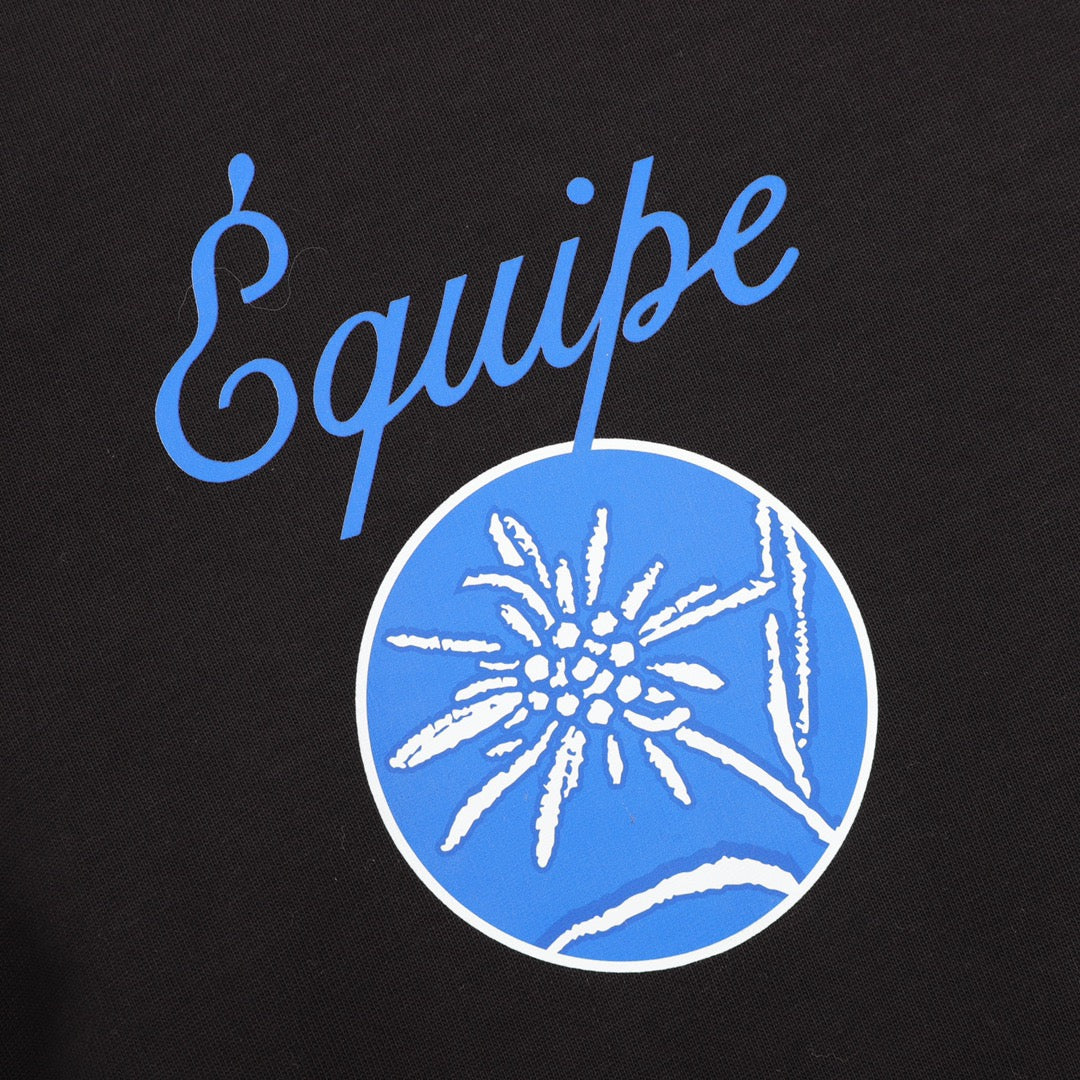 Camiseta estampada artesanal.