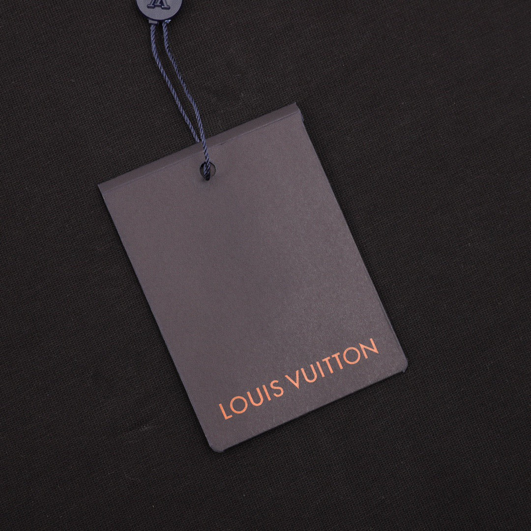 Camiseta estampada artesanal.