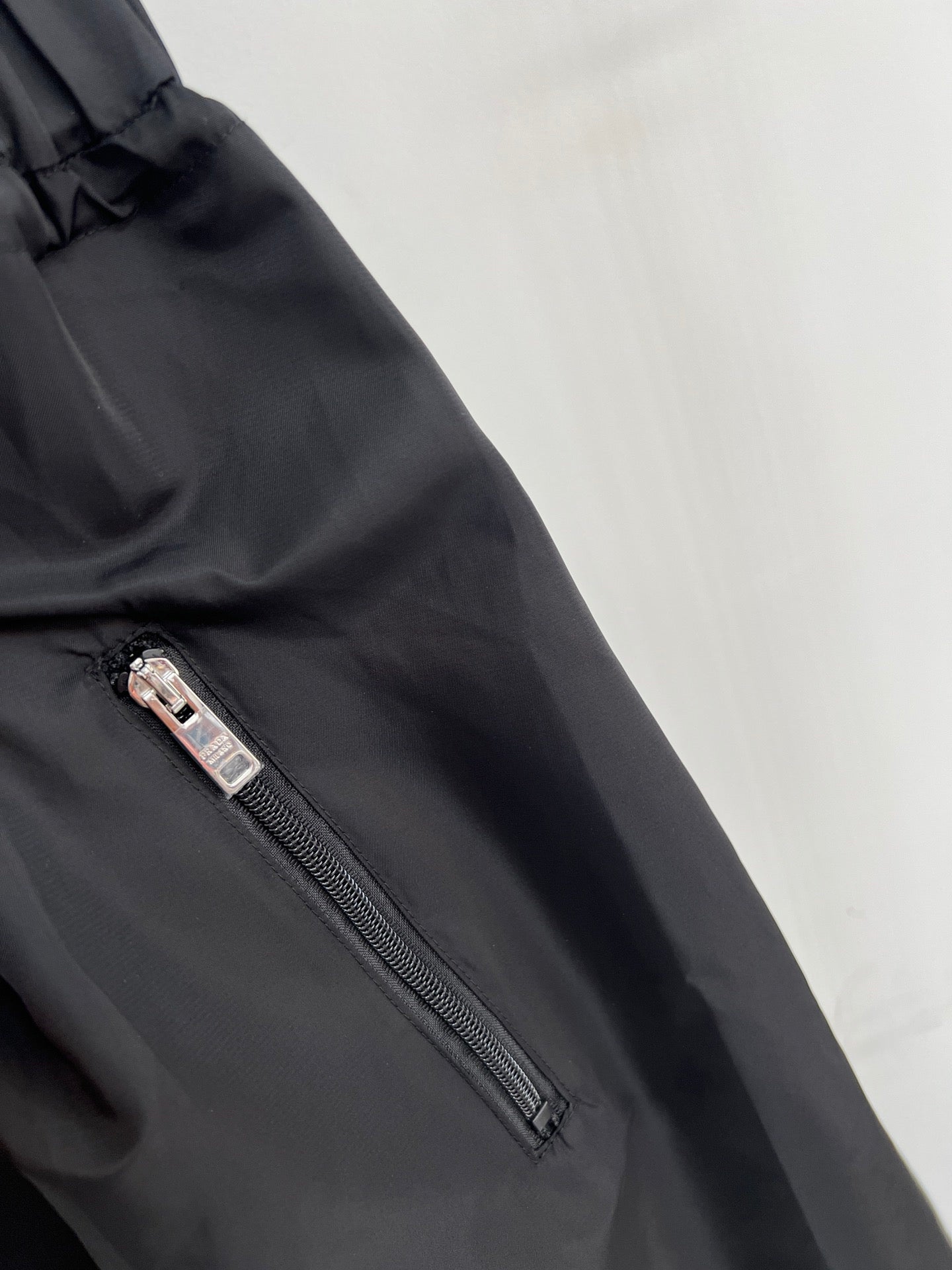 Sleeveless waist dress