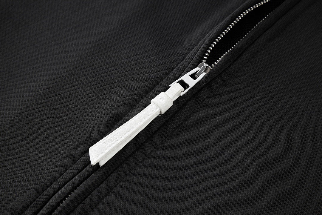 Chaqueta bordada de Loe